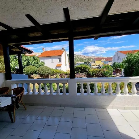 Ara-talan Apartamento *