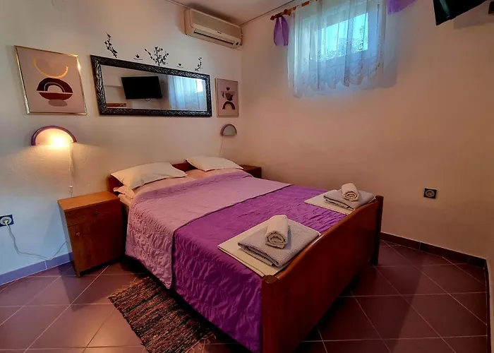 Ara-talan Apartment *