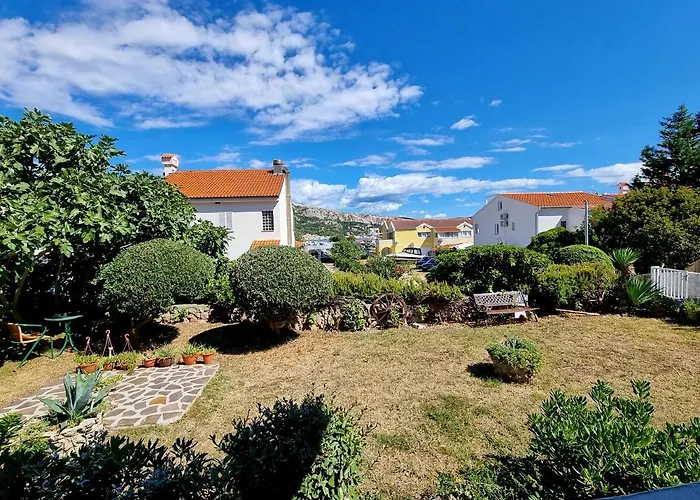 Ara-talan Apartment *